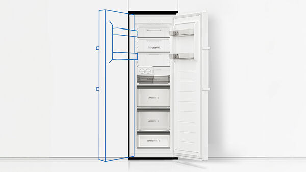 Reversible door with easy-to-grip handle