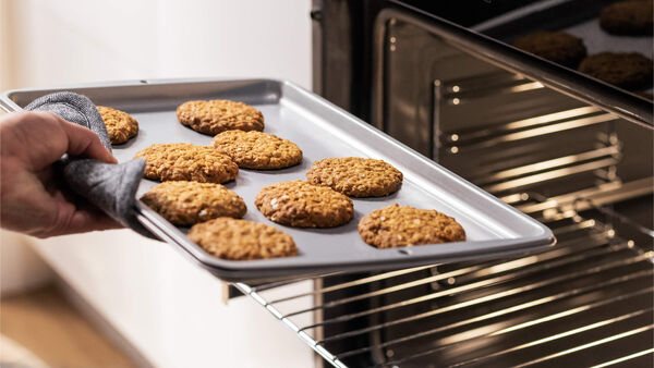 Versatile oven functions