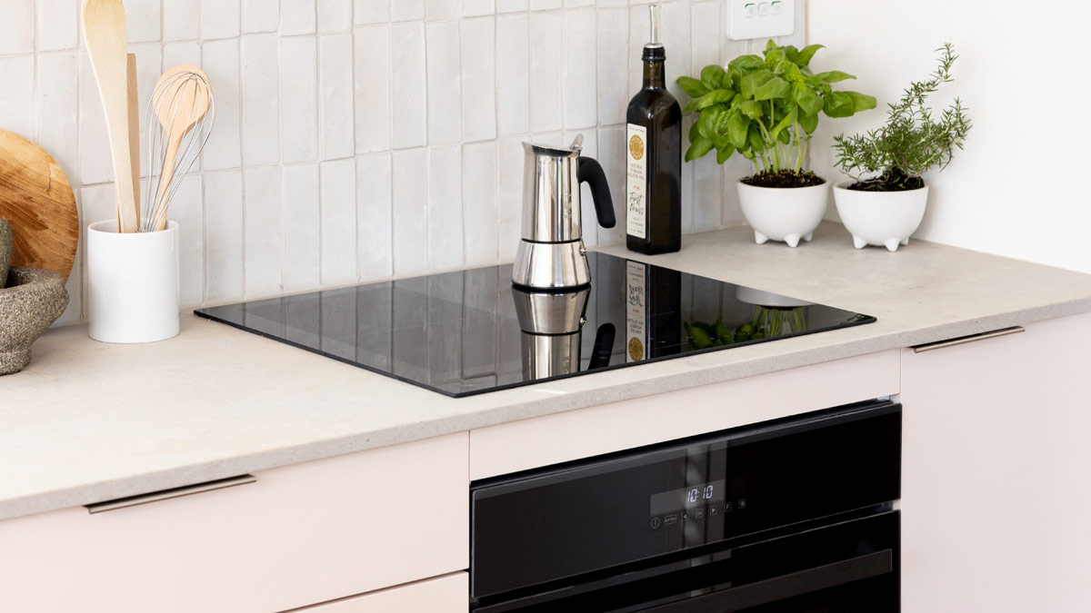 Induction Cooktop, 60cm, 4 Zones with Flexi Zone Haier Australia